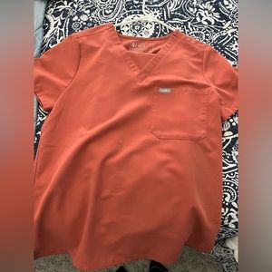 Figs women’s scrubs Coral colored set size small